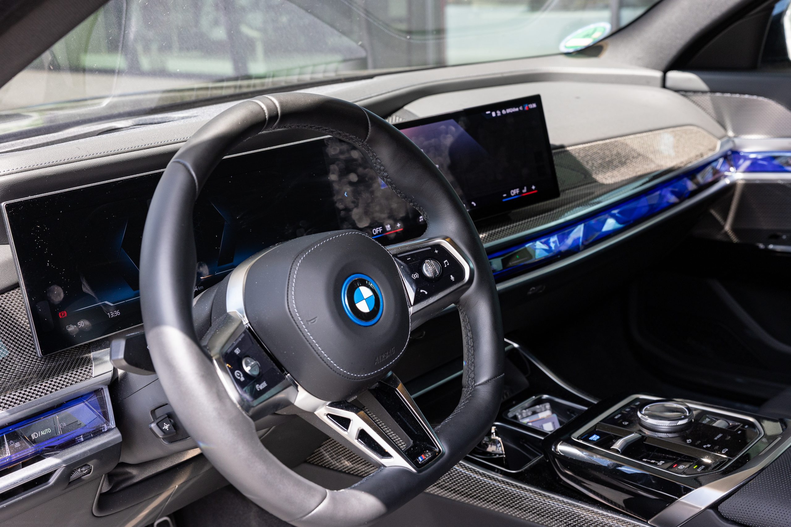 BMW I7_002